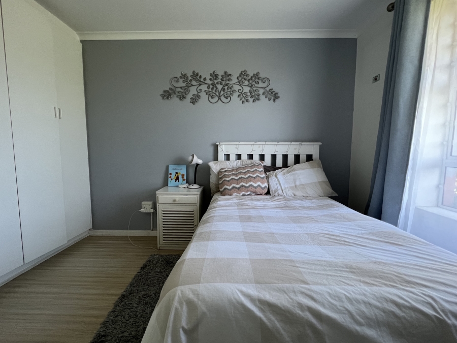 2 Bedroom Property for Sale in Pinelands Western Cape